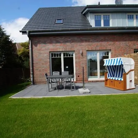 Inselparadies - Neubauwohnung Mit Grosser Terrasse, Strandkorb Und Garten. * ヴァンガーオーゲ