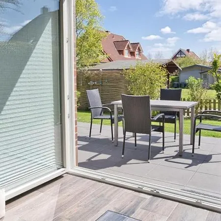 Inselparadies - Neubauwohnung Mit Grosser Terrasse, Strandkorb Und Garten. * ヴァンガーオーゲ