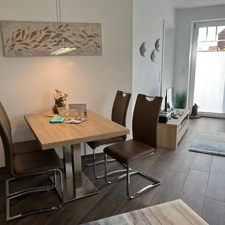 Inselparadies - Neubauwohnung Mit Grosser Terrasse, Strandkorb Und Garten. Lejlighed *