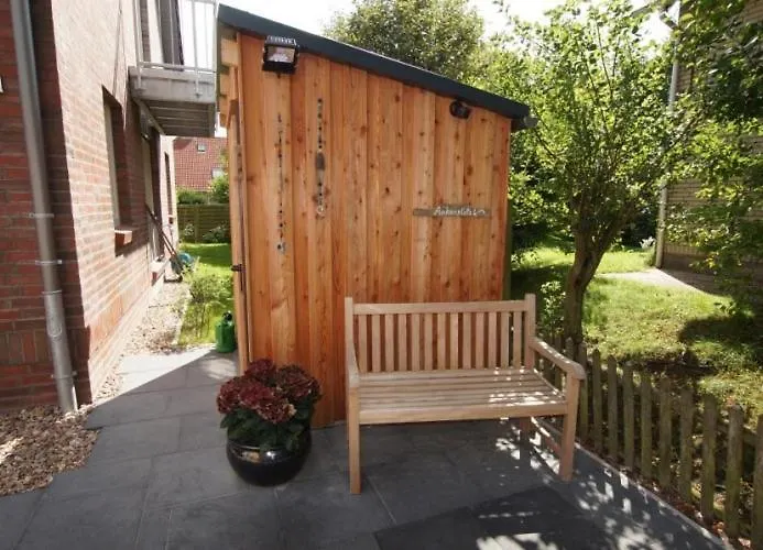Inselparadies - Neubauwohnung Mit Grosser Terrasse, Strandkorb Und Garten. *